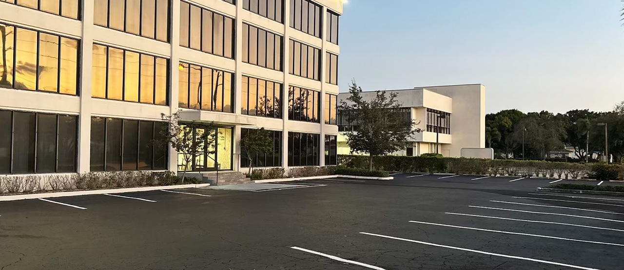 commercial parking lot asphalt paving